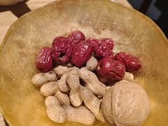 -纳鲁孜·新疆特色餐厅(上海悦荟广场店)