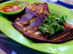 -明记烧鱼美味店