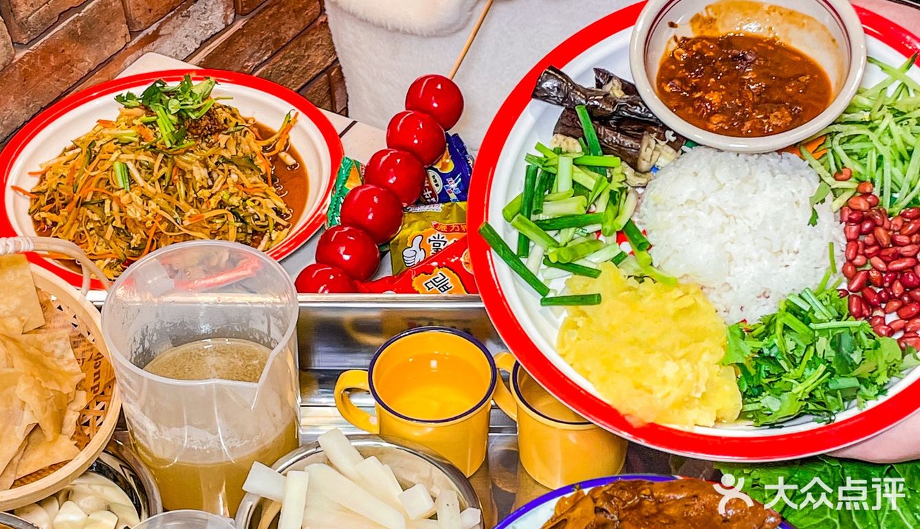 东北娃子带来我吃很新的大鹅，还有巨火的“大饭包”，嘎嘎香