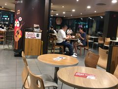 大堂-肯德基(中心书城店)