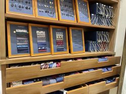 -MR.COLLECTION西装先生(富华里店)
