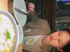 -蜜桃餐厅·伴山(湖滨商业街店)