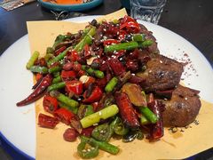 -川流不息·地道川菜·小龙虾(松东路店)