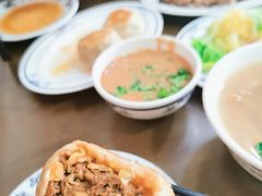 门丁肉饼-老爆肚满五香烧牛羊肉