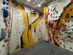 -问山MountQuest攀岩馆