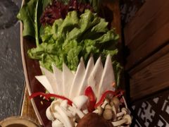 -老牌坊云南鱼豆花火锅(哈西万达店)