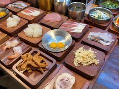 -银米·云南传统过桥米线(双廊黑金冠店)