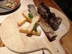 牛肋排配玉米条-Mercato莫卡多露台餐厅与酒吧(K11店)