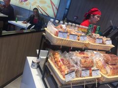 零售区-百事佳烧鸭牛腩(上海虹桥站店)