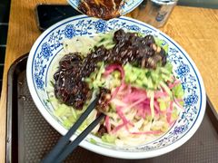 老北京炸酱面-门框胡同百年卤煮(新街口店)