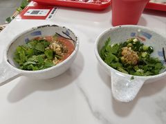 -毛辣果·贵州红酸汤牛肉火锅(西单店)