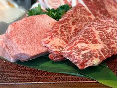 -铭牛烧肉·和牛海鲜自助(高新月牙湖店)