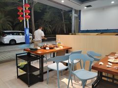 大堂-老何家后安粉·糟粕醋海鲜火锅(三亚湾椰梦长廊店)