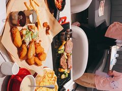 -必胜客(东大桥店)