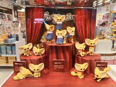 -泡泡玛特POPMART(蓝色港湾店)