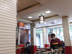 大堂-门框胡同百年卤煮(新街口店)