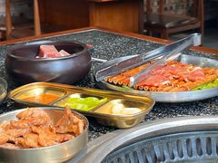 -红泥小火炉·东北泥炉烤肉(天一旗舰店)