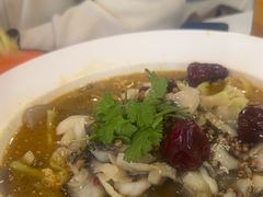 -乡村馕坑肉·烧烤·新疆菜·本地人更爱吃(阿勒泰首店)