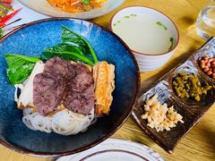 桂林米粉-阳朔糖舍酒店·糖舍餐厅&酒吧