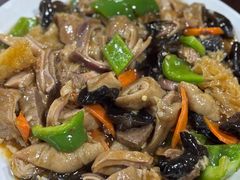 -金卯白肉罩火烧