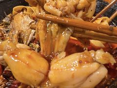 -鸿顺老铁锅美蛙鱼府(解放碑店)