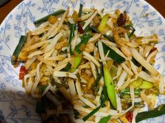 -魏铭鱼头捞饭(晋阳路店)