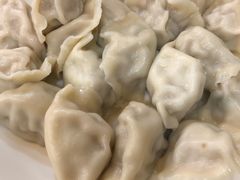 -周家大连水饺(美专校街店)