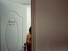 -In Cafe隐食研室
