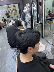 -藤野造型烫染·漂发