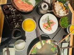 -三出山火锅(南京万象天地店)