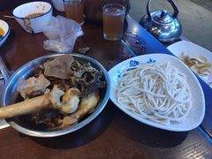-亿诣蝎府炸酱面羊蝎子火锅(酷车小镇店)