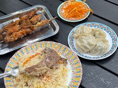 -努日曼无花果抓饭快餐(和田街小区店)