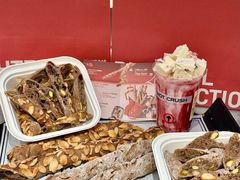 -HOT CRUSH趁热集合·现烤面包(上海环球港店)