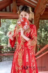 -艾朵婚纱