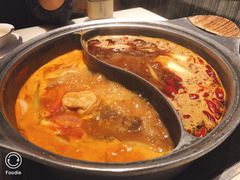 招牌番茄牛尾汤-一哥澳门豆捞·澳门风打边炉(高德置地店)