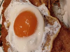 香煎猪扒鸡蛋饭（豉油汁）-华嫂冰室(尖沙咀店)