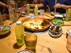 -洱火云南酸菜牛肉火锅(石景山当代商城店)