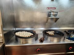 -小杨生煎(黄河路美食休闲街店)