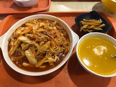 拉面炒年糕-荷园一餐厅