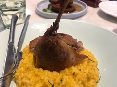 -港丽餐厅(高德置地店)