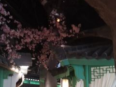 -荷塘秋月·本帮江浙菜(国权路店)