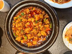 -万重锦·人文川菜馆(骡马市店)