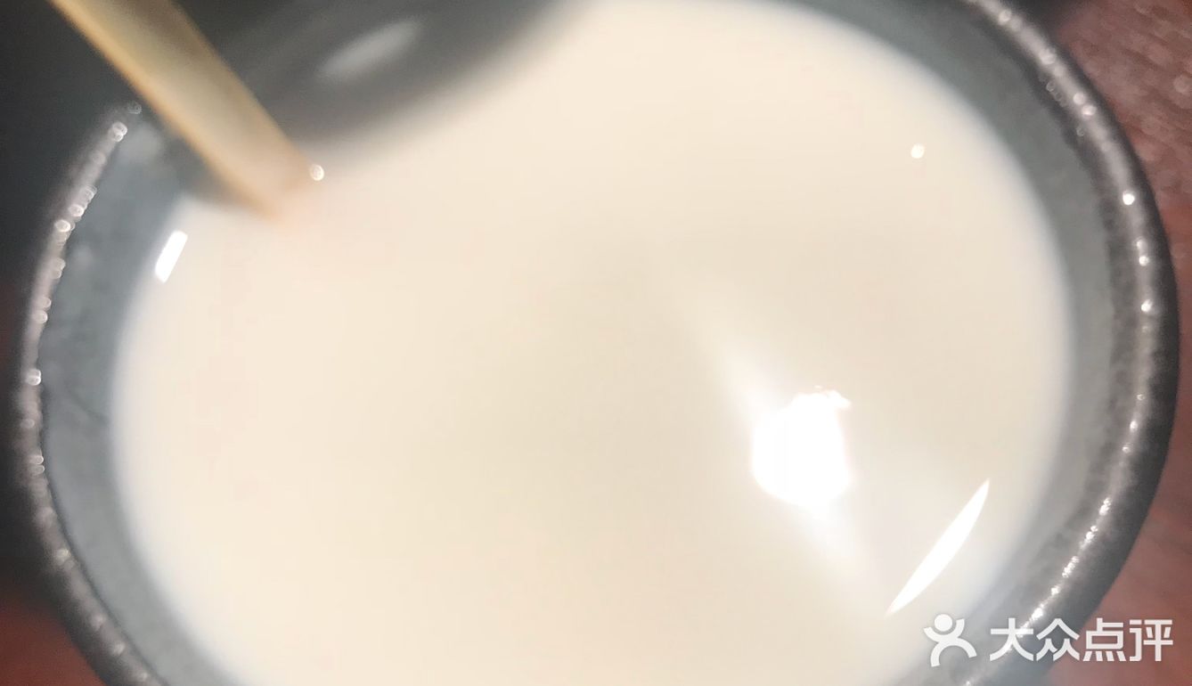 连我妈不喜欢吃羊肉的都吃了三串九道黑很嫩