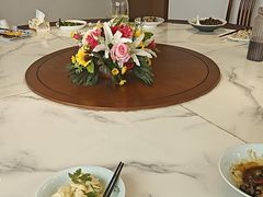-品鲜村农家菜·阳澄湖大闸蟹(总店)