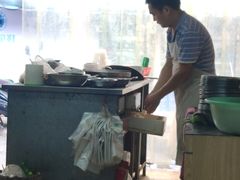 -荣巷小馄饨(荣巷店)