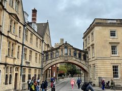 -牛津大学