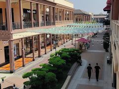 -王府井奥莱临潼小镇(临潼店)