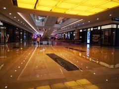 -百盛(万象城店)