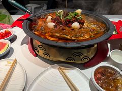-辣尚瘾·烤鱼·新川菜(交大直营店)