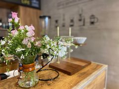 -ZING COFFEE 镜咖啡